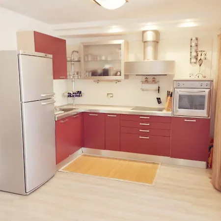 Apartment Cozy In The Heart Of Burgas, Bulgaria *